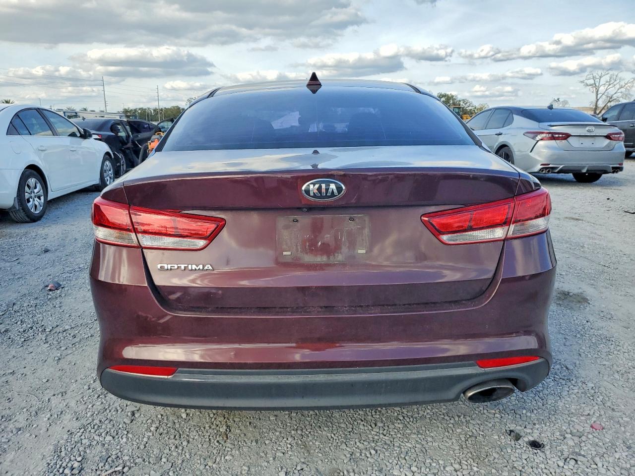 2017 KIA OPTIMA LX photo 6