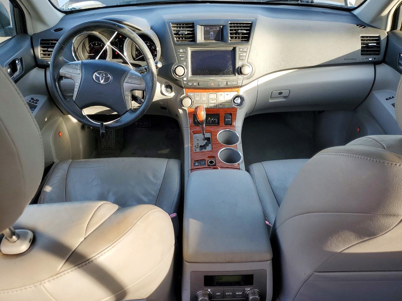 2008 TOYOTA HIGHLANDER LIMITED photo 8