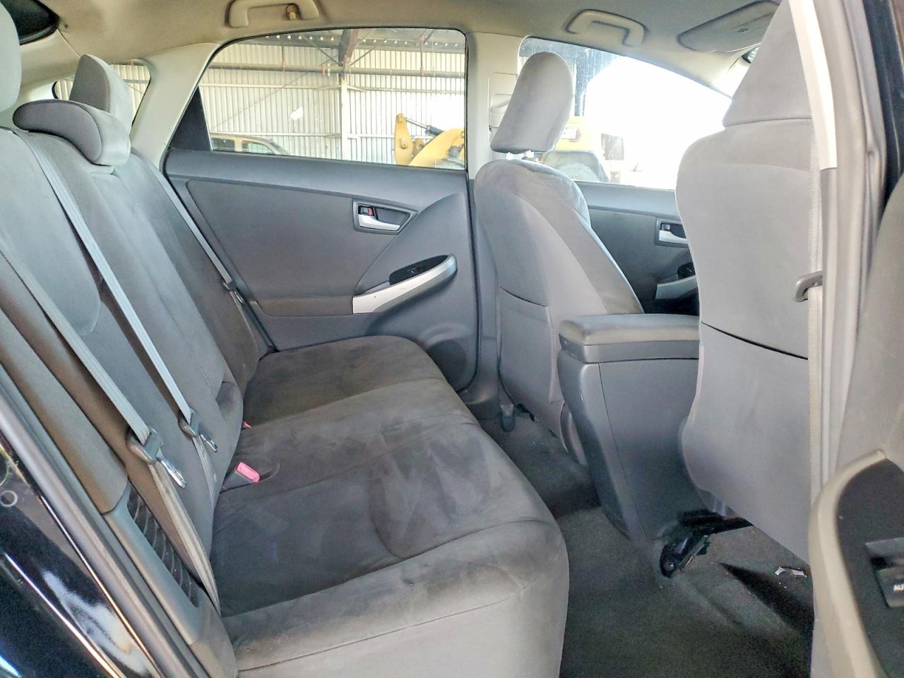 2010 TOYOTA PRIUS photo 10