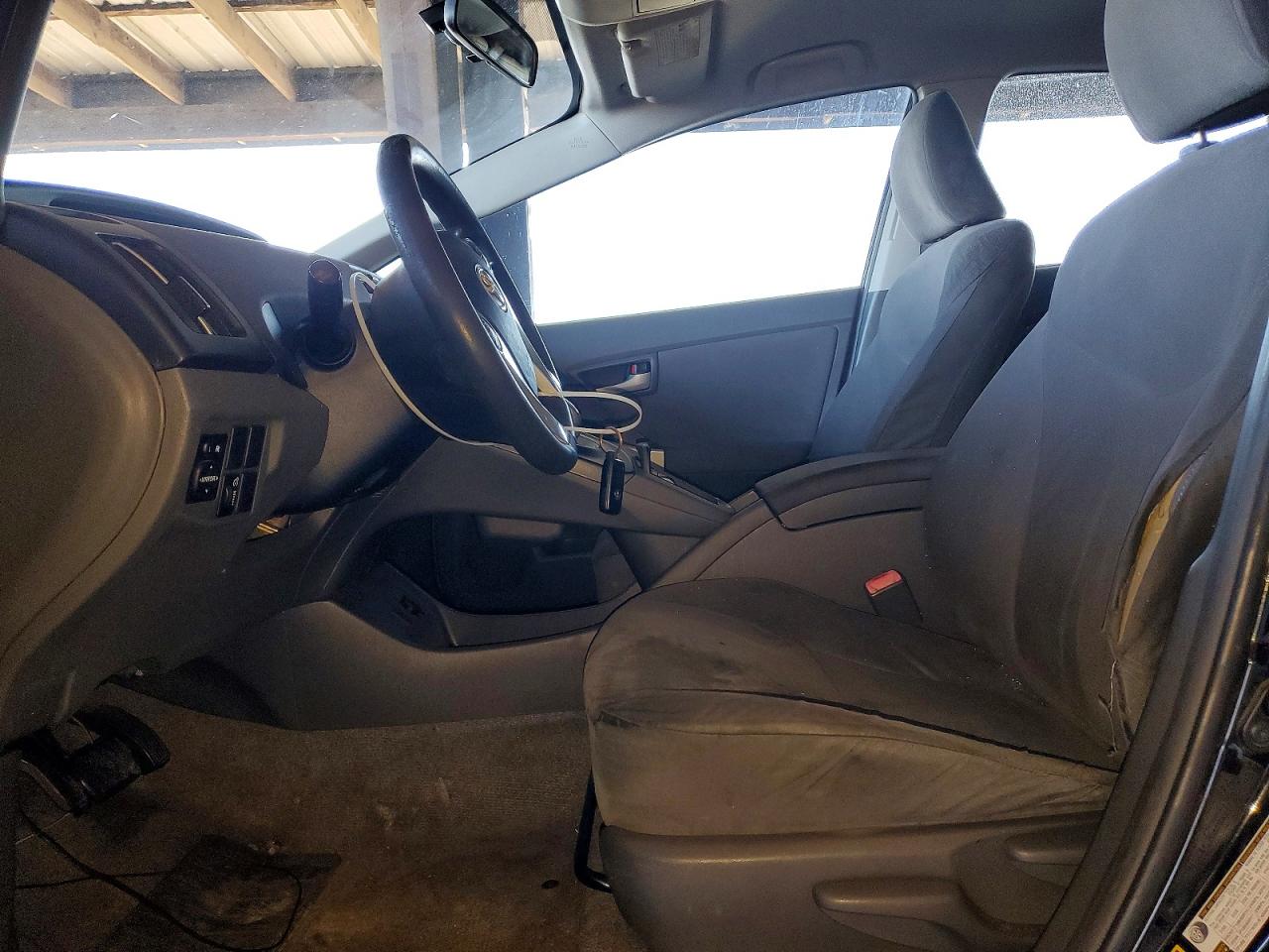2010 TOYOTA PRIUS photo 7