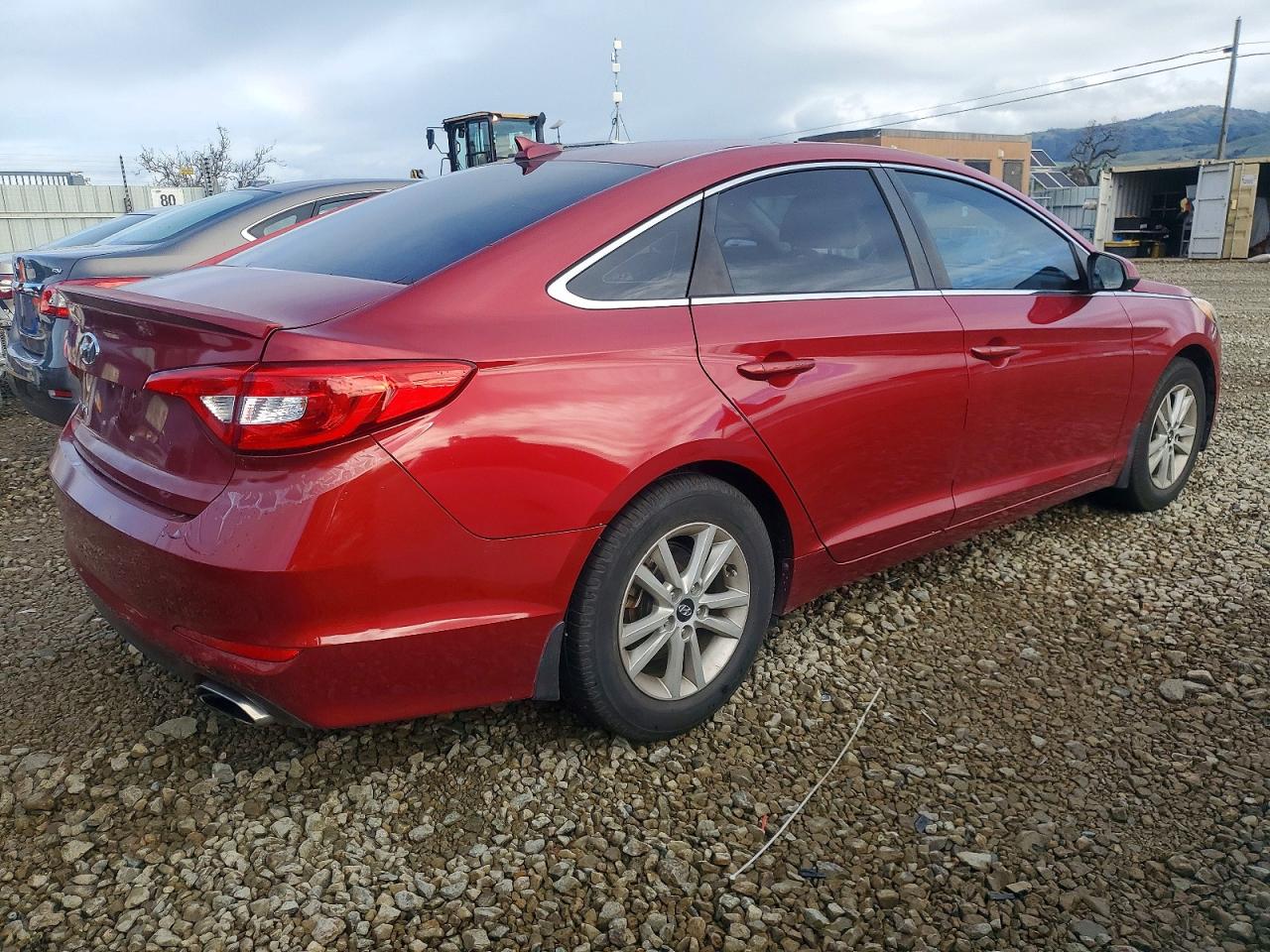 2015 HYUNDAI SONATA SE photo 3