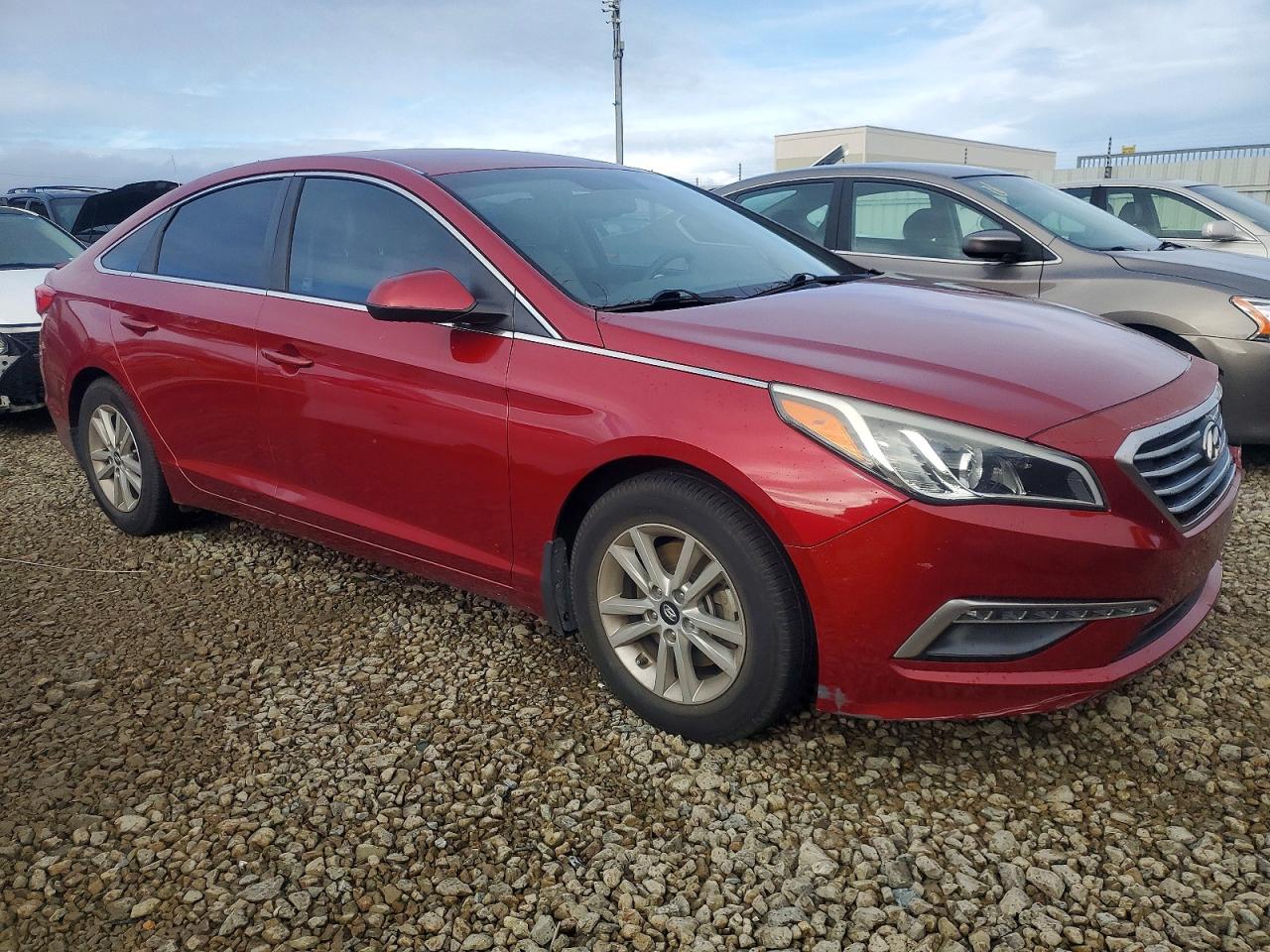 2015 HYUNDAI SONATA SE photo 4