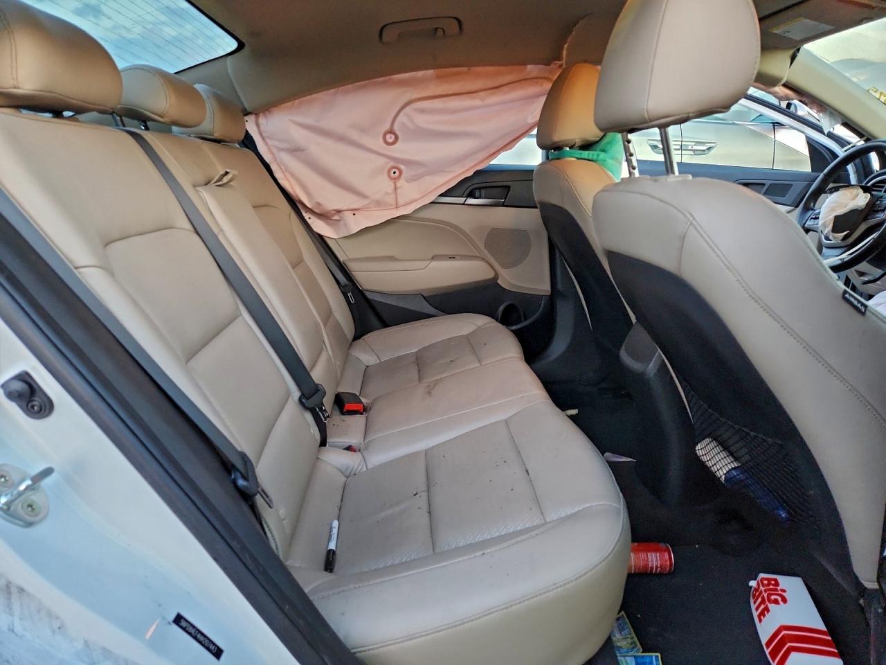 2017 HYUNDAI ELANTRA SE photo 28