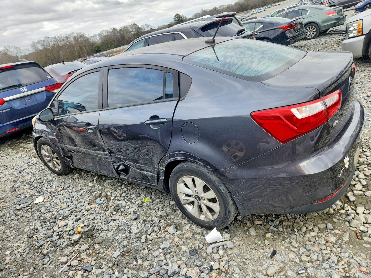 2016 KIA RIO EX photo 2
