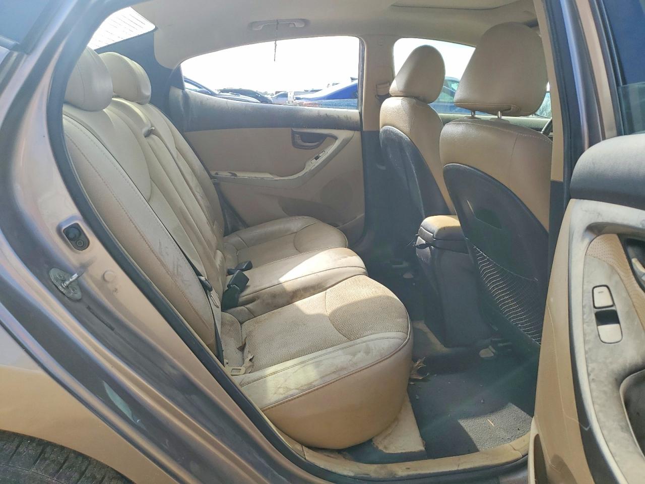 2013 HYUNDAI ELANTRA GLS photo 10