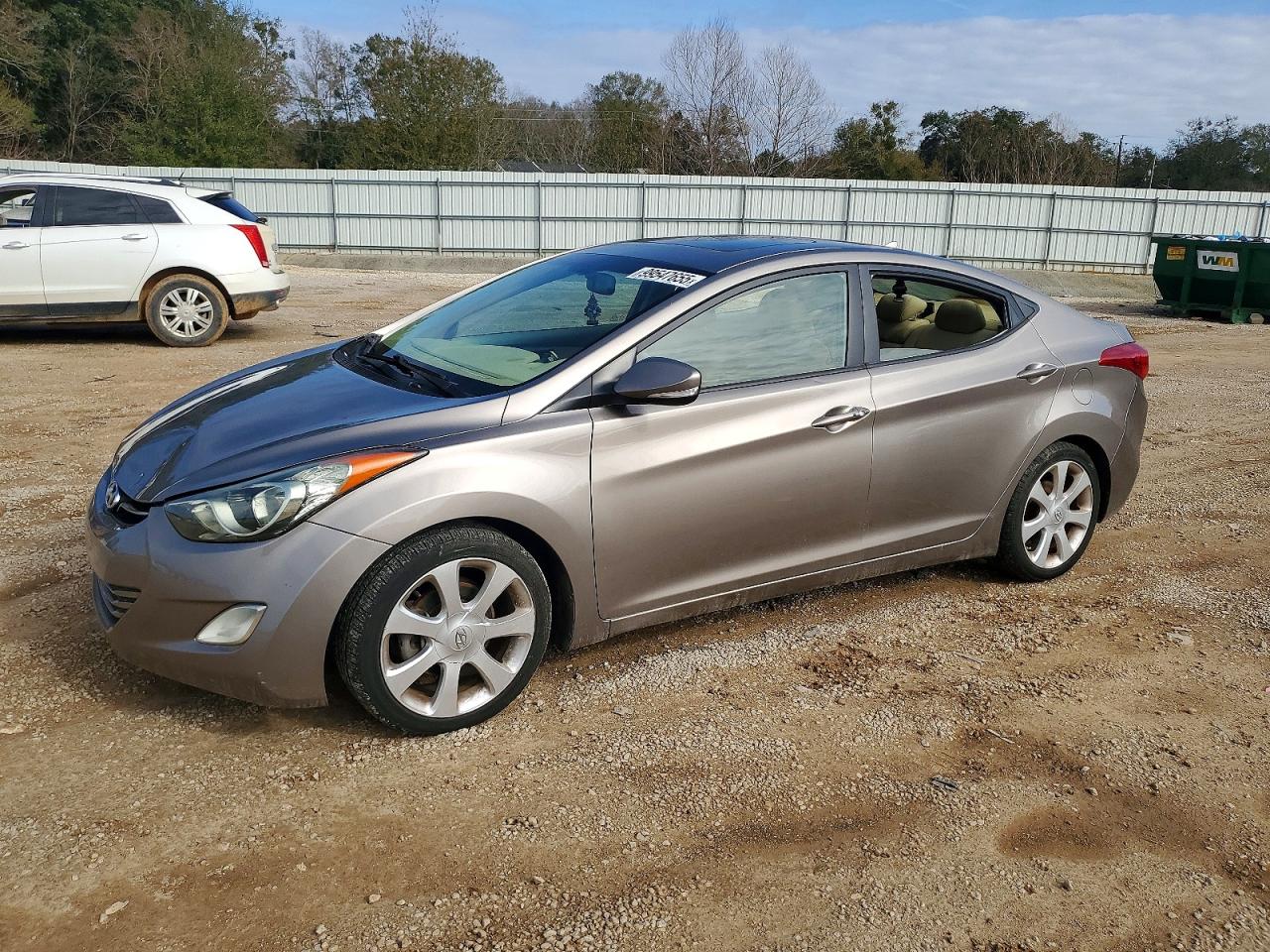 2013 HYUNDAI ELANTRA