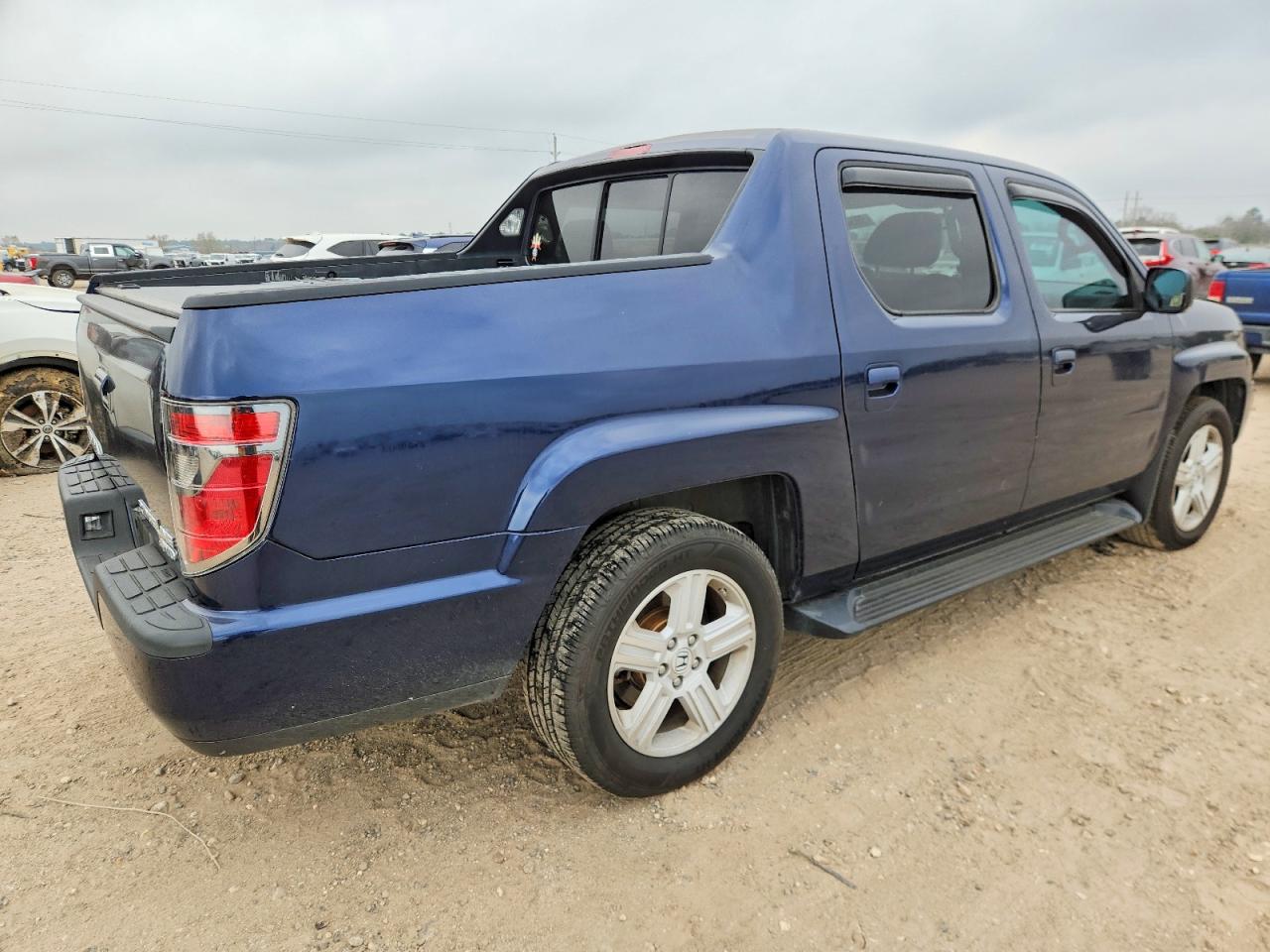 2013 HONDA RIDGELINE RTL photo 3