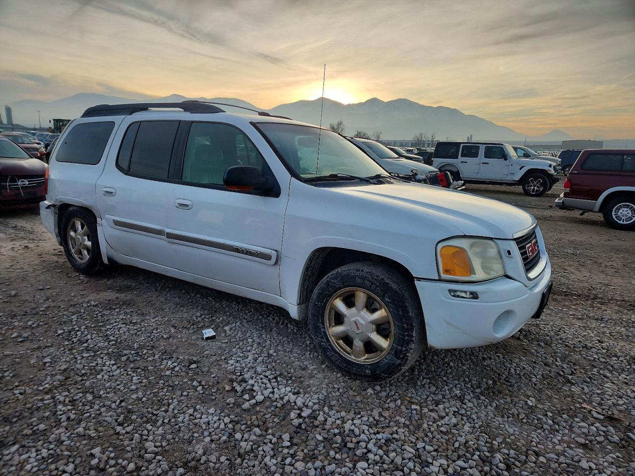 2003 GMC ENVOY XL photo 4