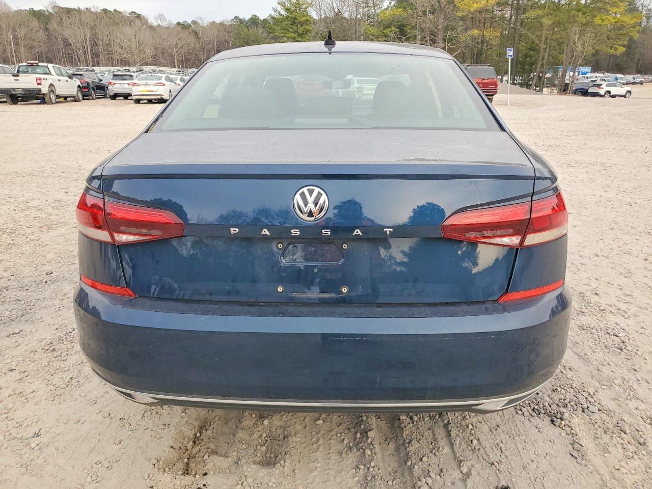 2020 VOLKSWAGEN PASSAT SE photo 6
