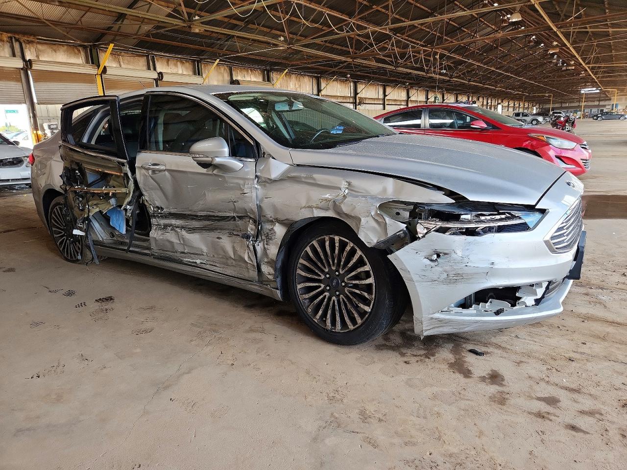 2017 FORD FUSION SE photo 4