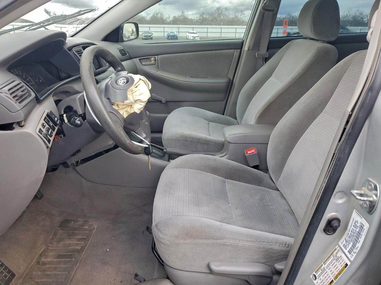 2008 TOYOTA COROLLA CE photo 19