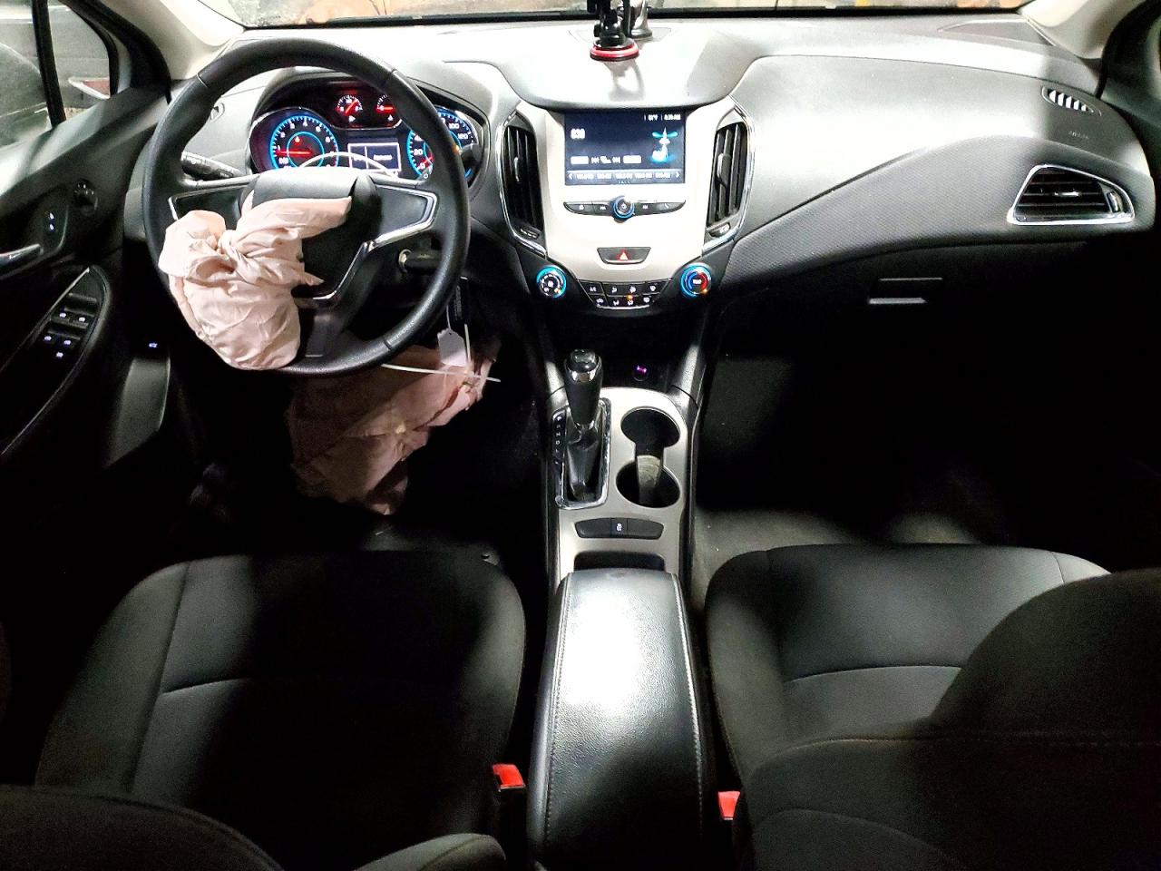 2017 CHEVROLET CRUZE LS photo 8