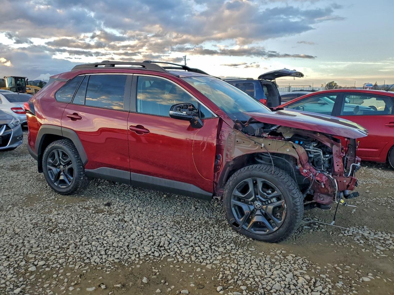 2022 TOYOTA RAV4 ADVENTURE photo 4