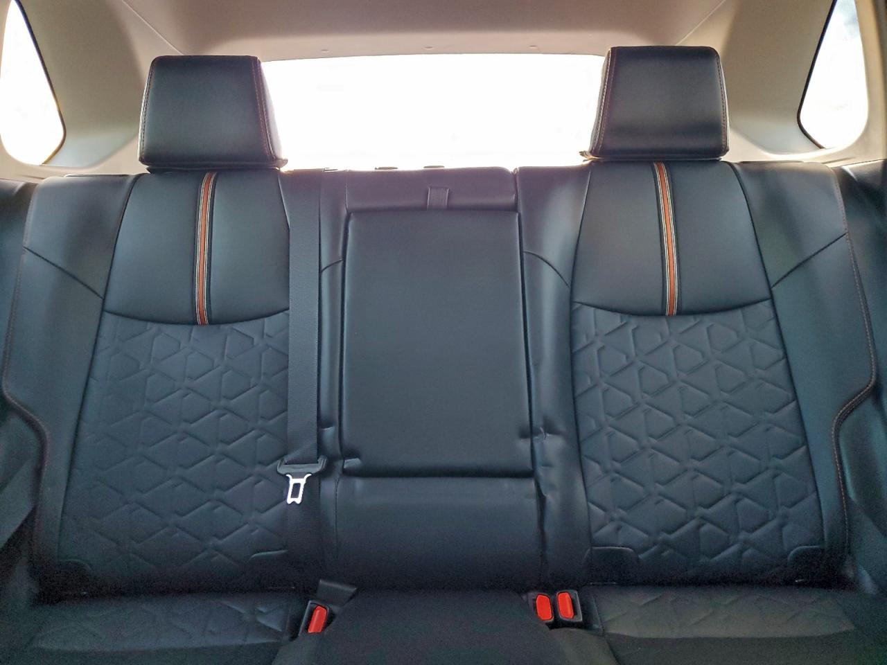 2022 TOYOTA RAV4 ADVENTURE photo 10