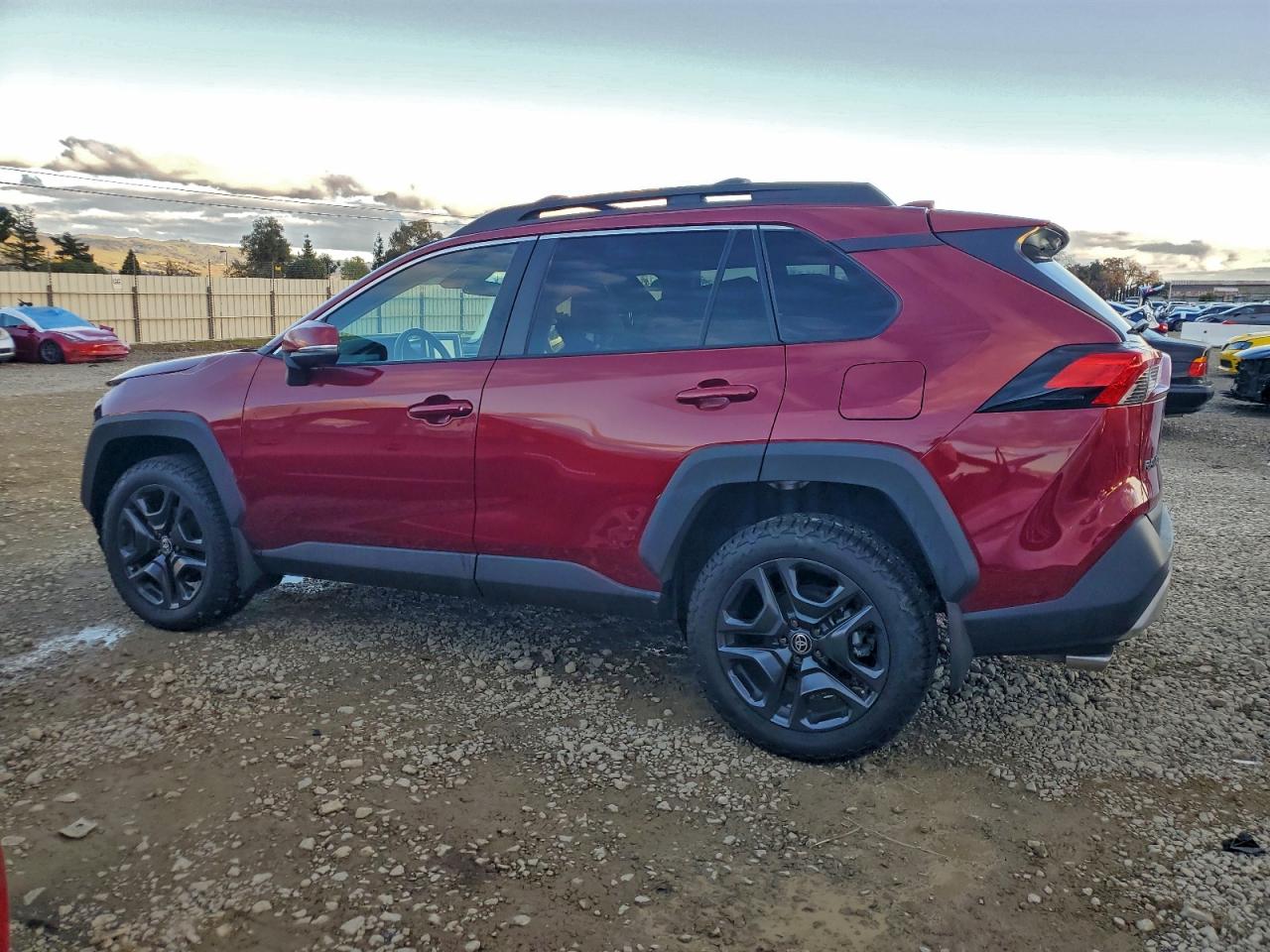 2022 TOYOTA RAV4 ADVENTURE photo 2