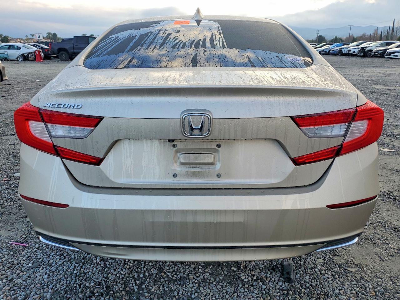 2020 HONDA ACCORD LX photo 6