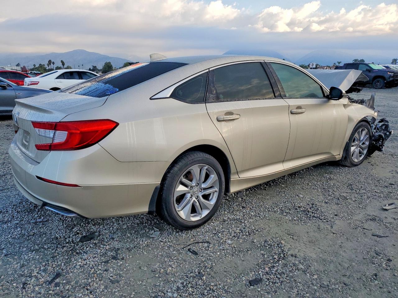 2020 HONDA ACCORD LX photo 3