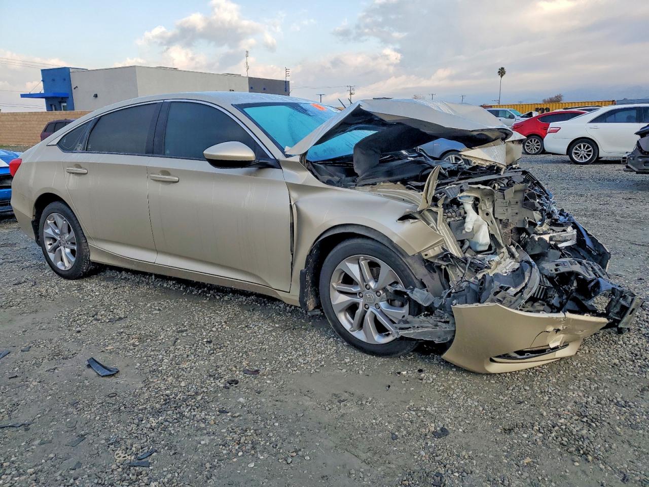 2020 HONDA ACCORD LX photo 4