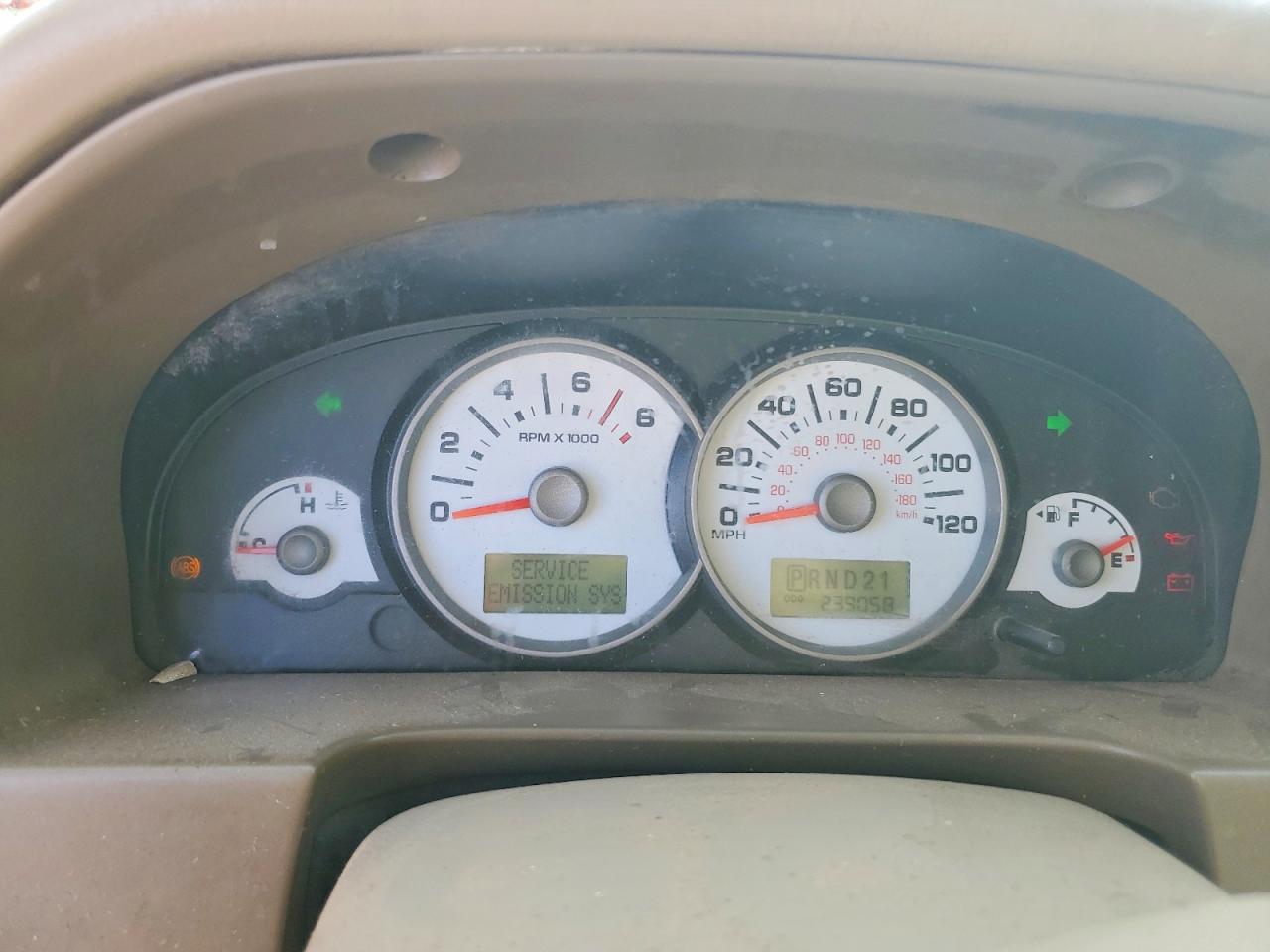 2005 FORD ESCAPE LIMITED photo 9
