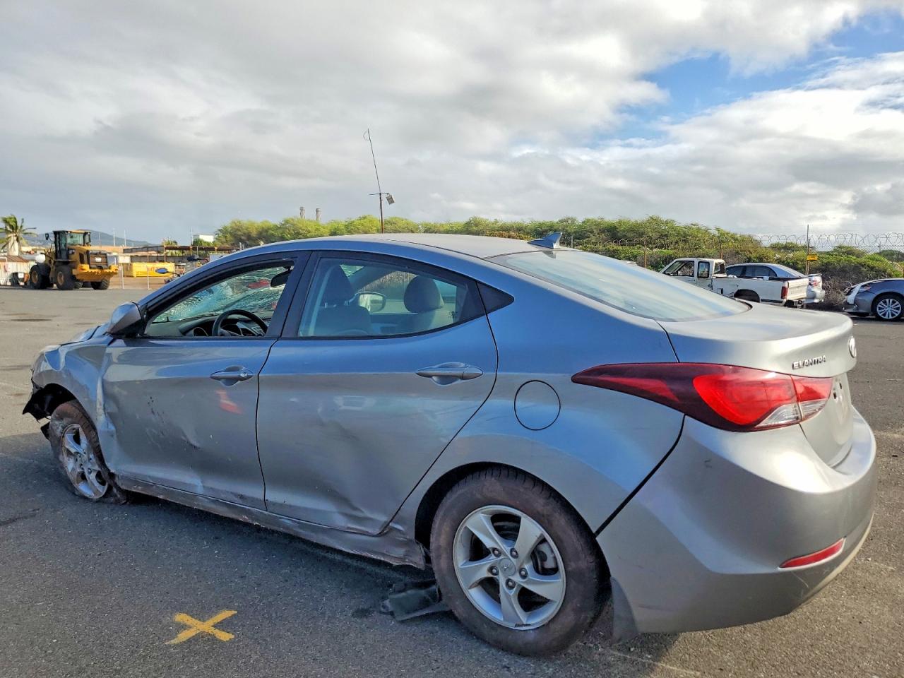 2014 HYUNDAI ELANTRA SE photo 2
