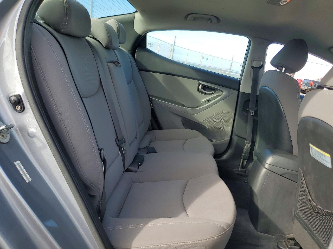 2014 HYUNDAI ELANTRA SE photo 10