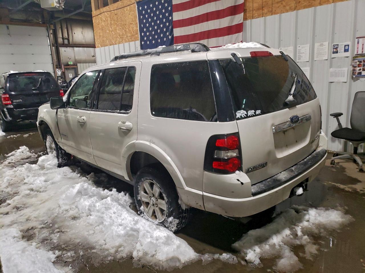 2008 FORD EXPLORER XLT photo 2
