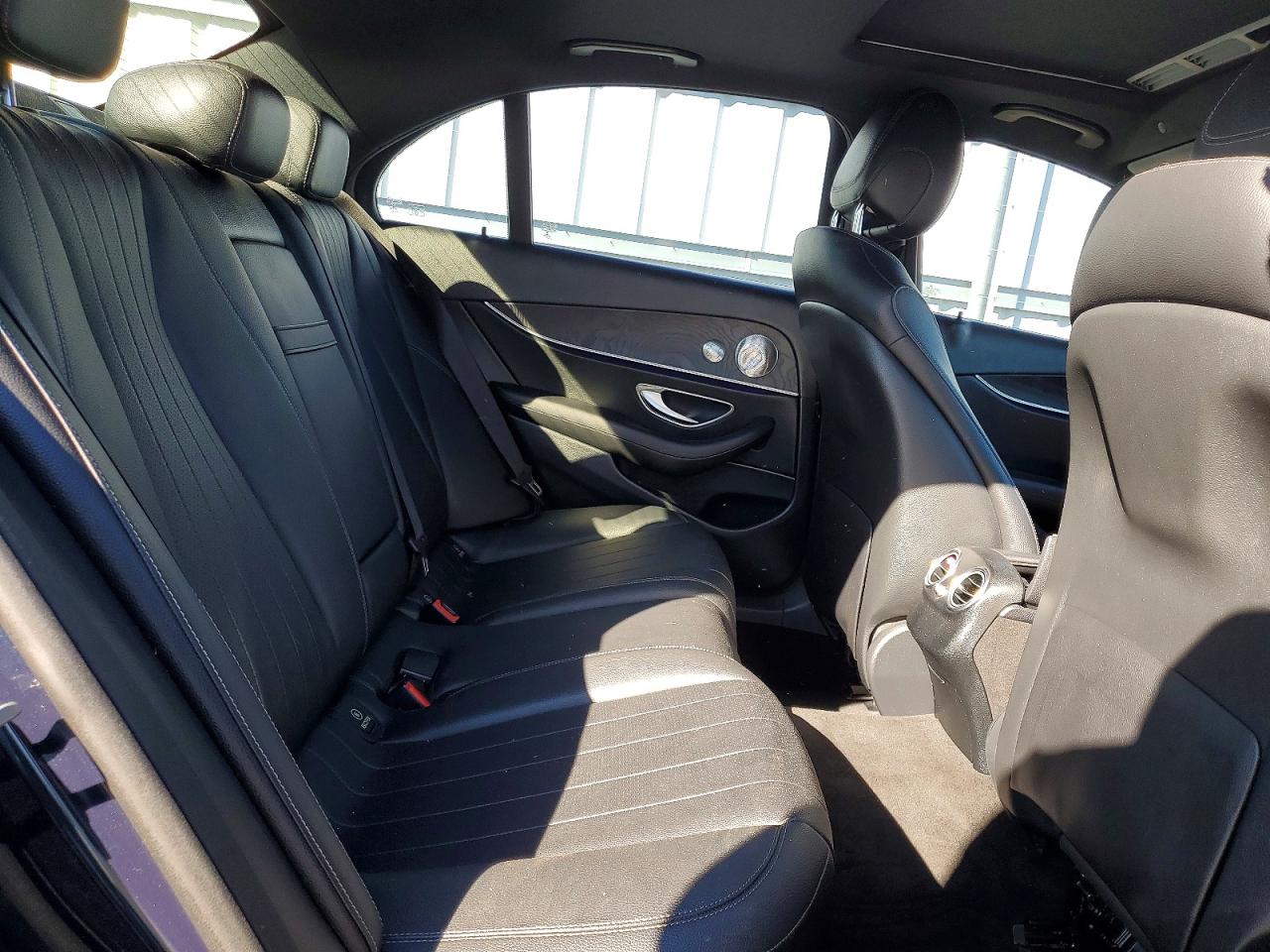 2017 MERCEDES-BENZ E 300 photo 10