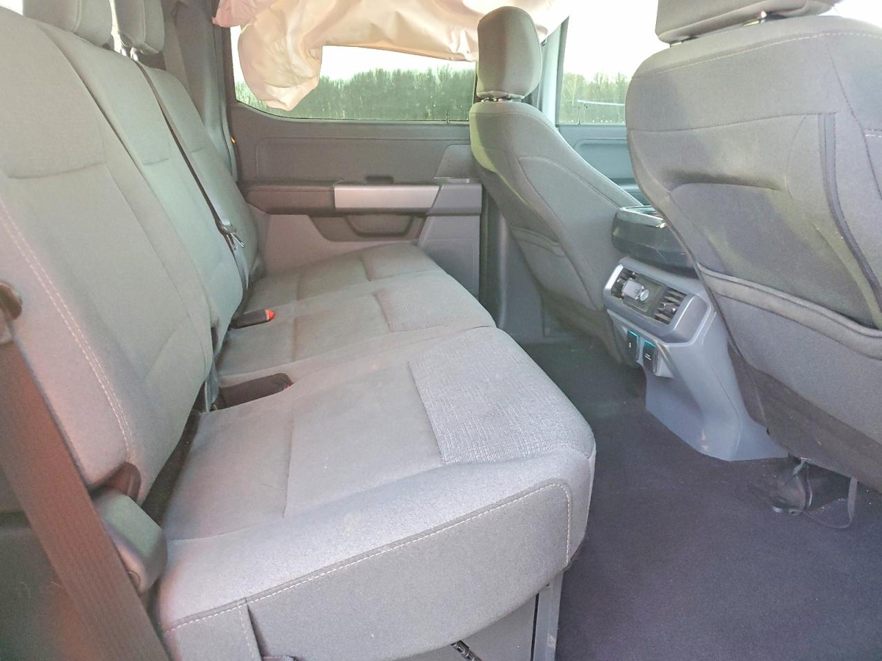 2024 FORD F150 XLT photo 10