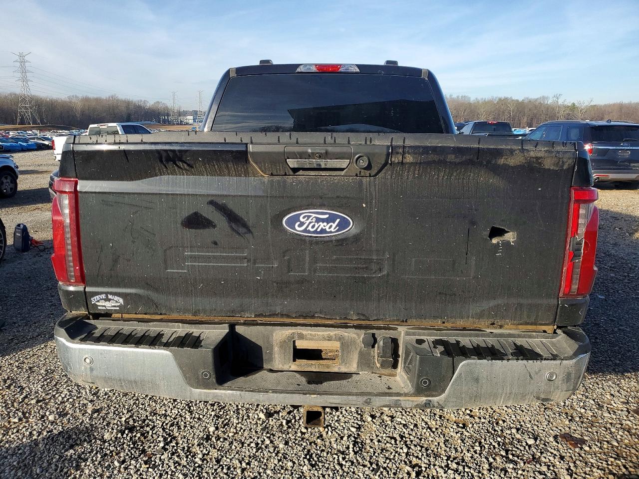 2024 FORD F150 XLT photo 6
