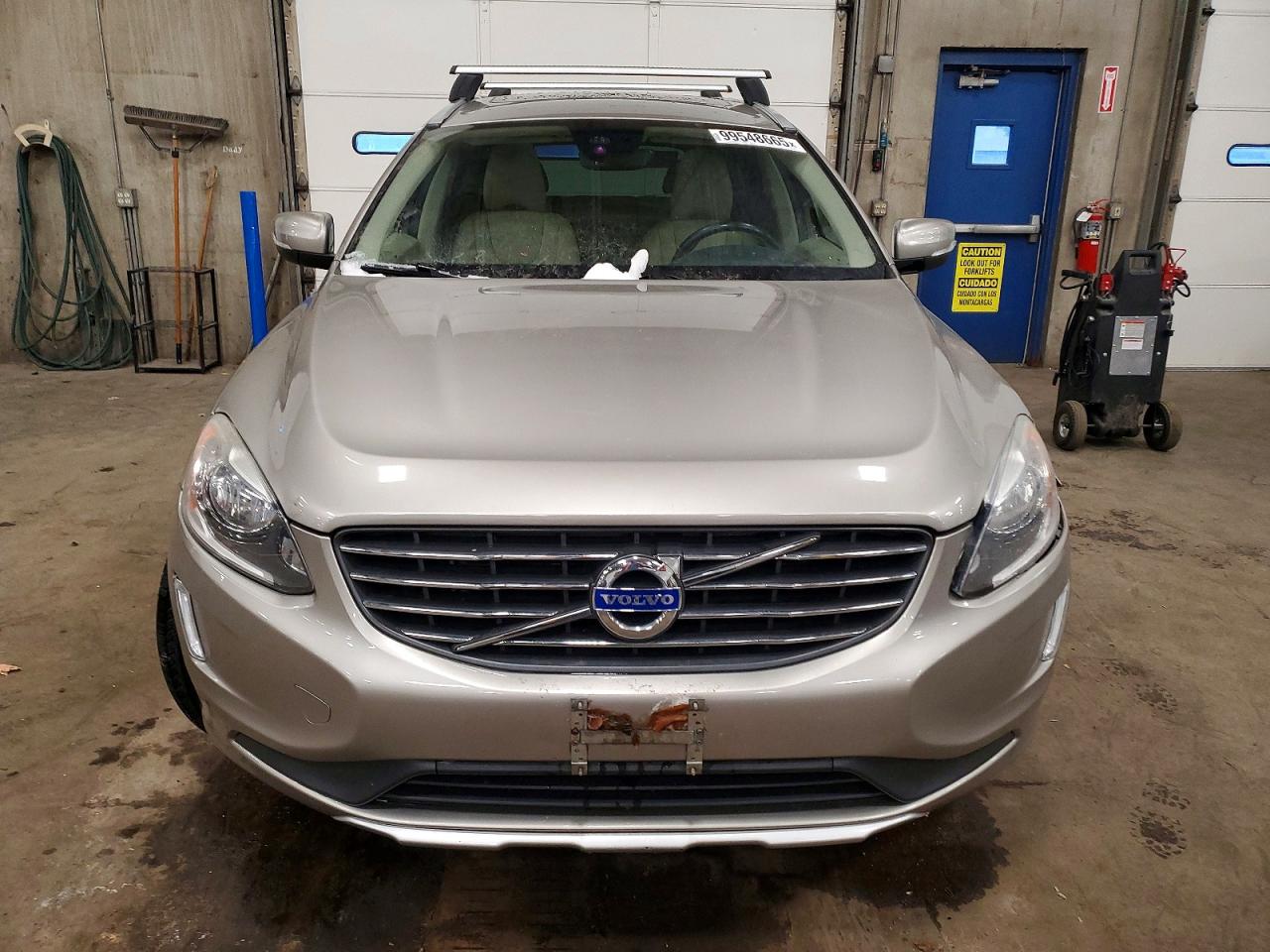 2015 VOLVO XC60 T6 PREMIER photo 5