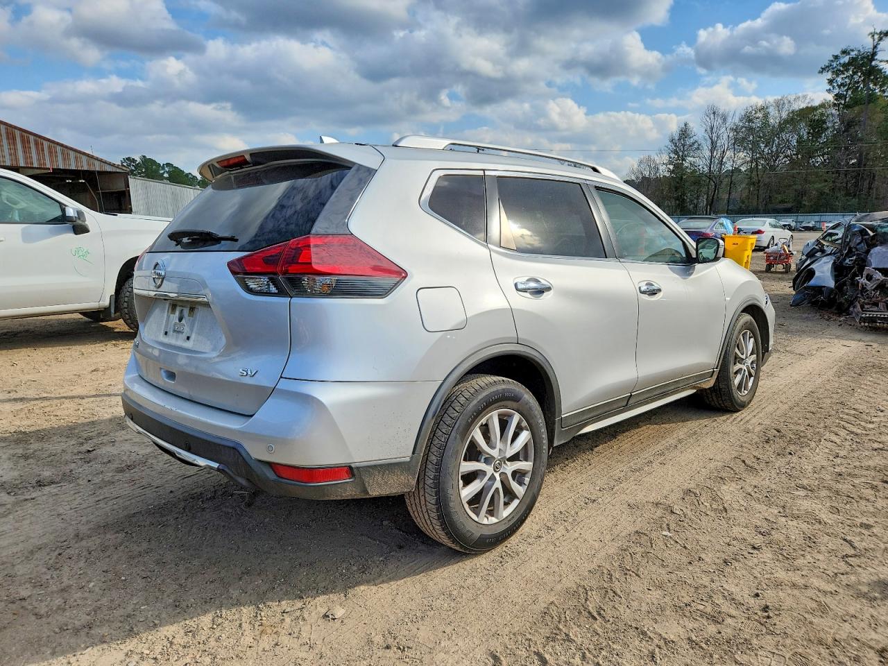 2019 NISSAN ROGUE photo 3