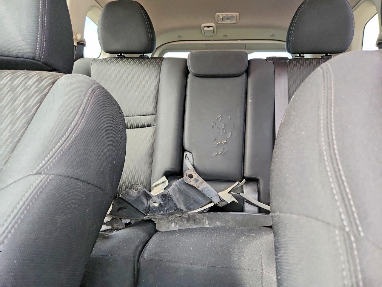 2019 NISSAN ROGUE photo 10