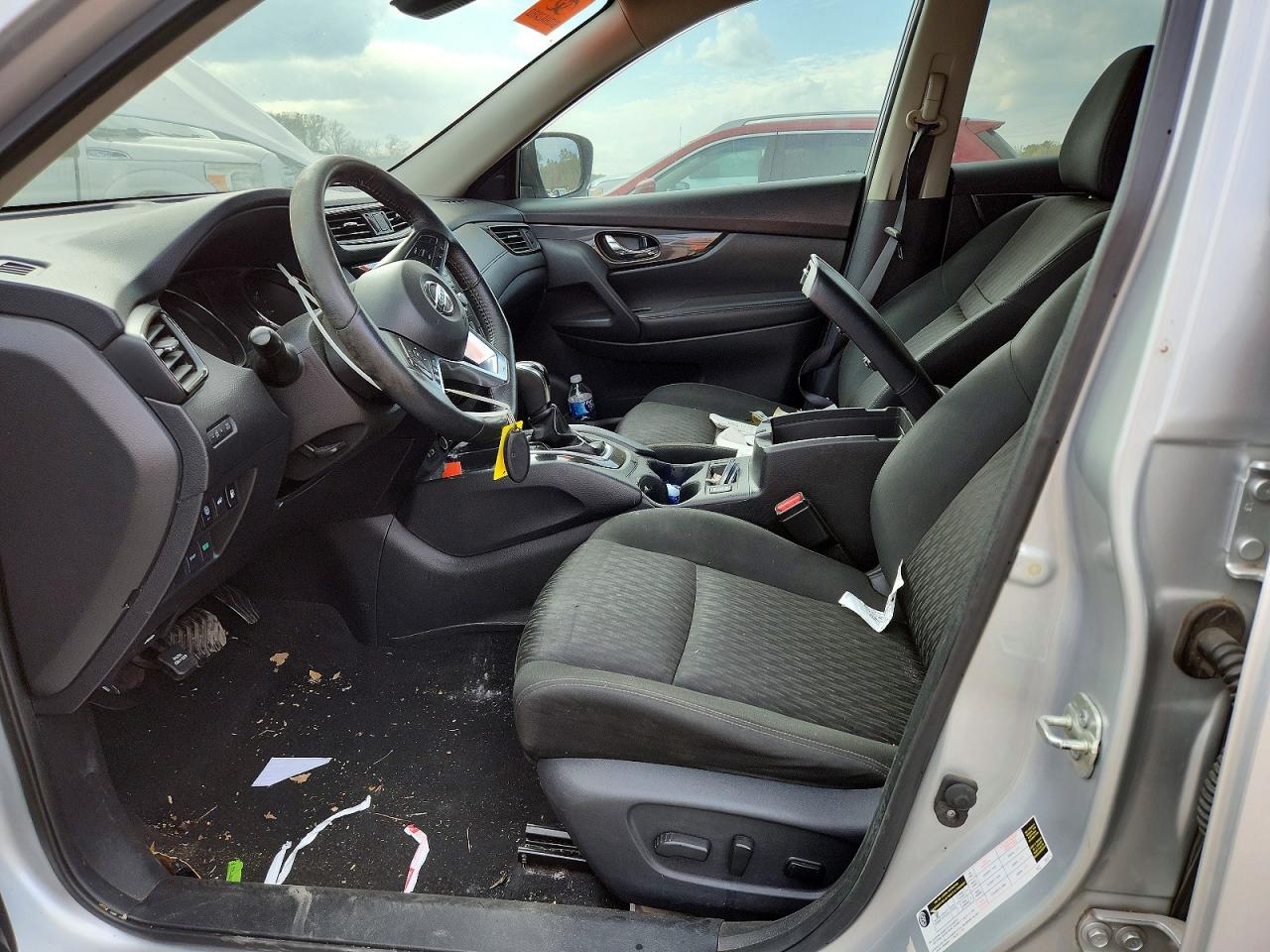 2019 NISSAN ROGUE photo 7