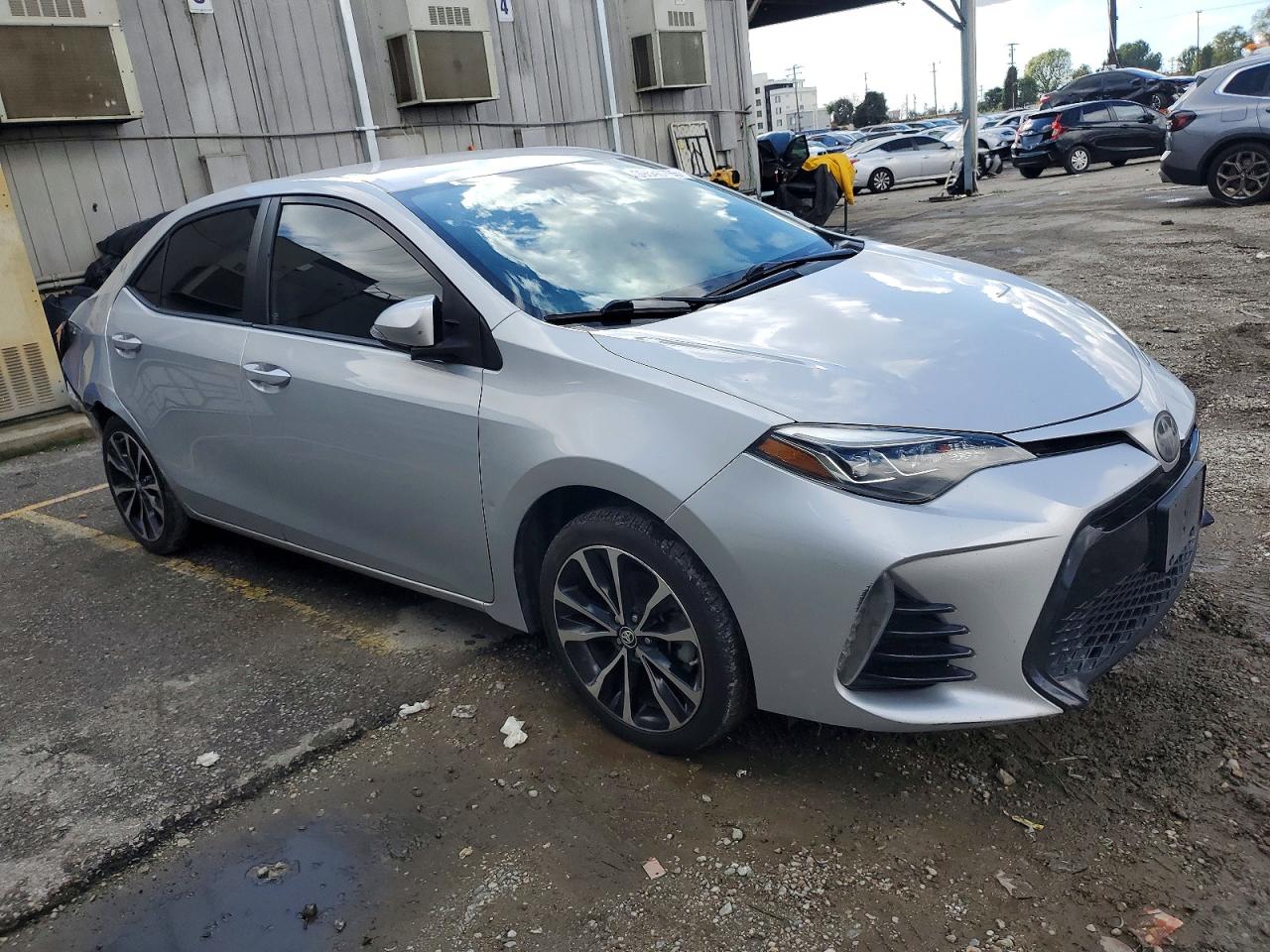 2017 TOYOTA COROLLA L photo 7