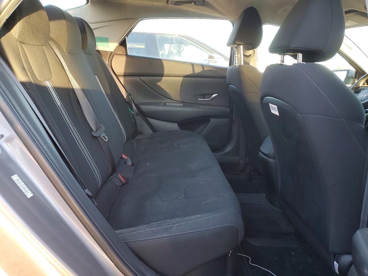 2022 HYUNDAI ELANTRA BLUE photo 10