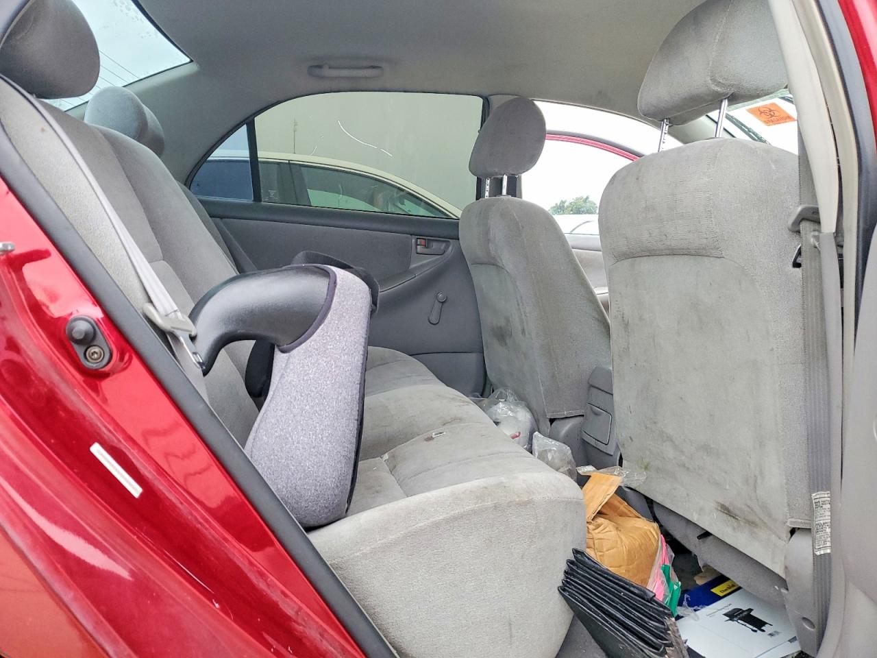2004 TOYOTA COROLLA CE photo 10
