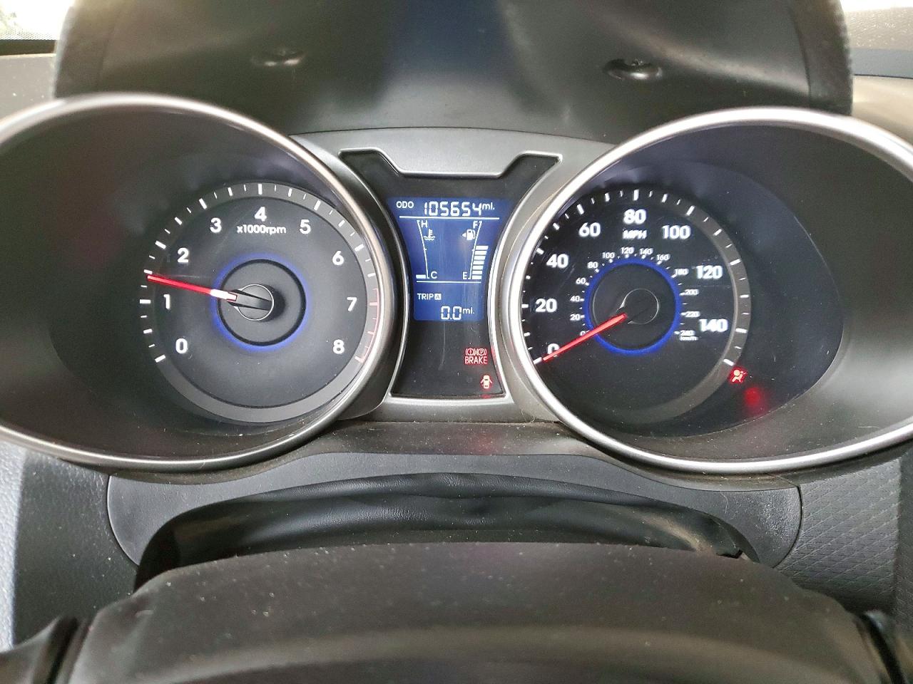 2013 HYUNDAI VELOSTER photo 9