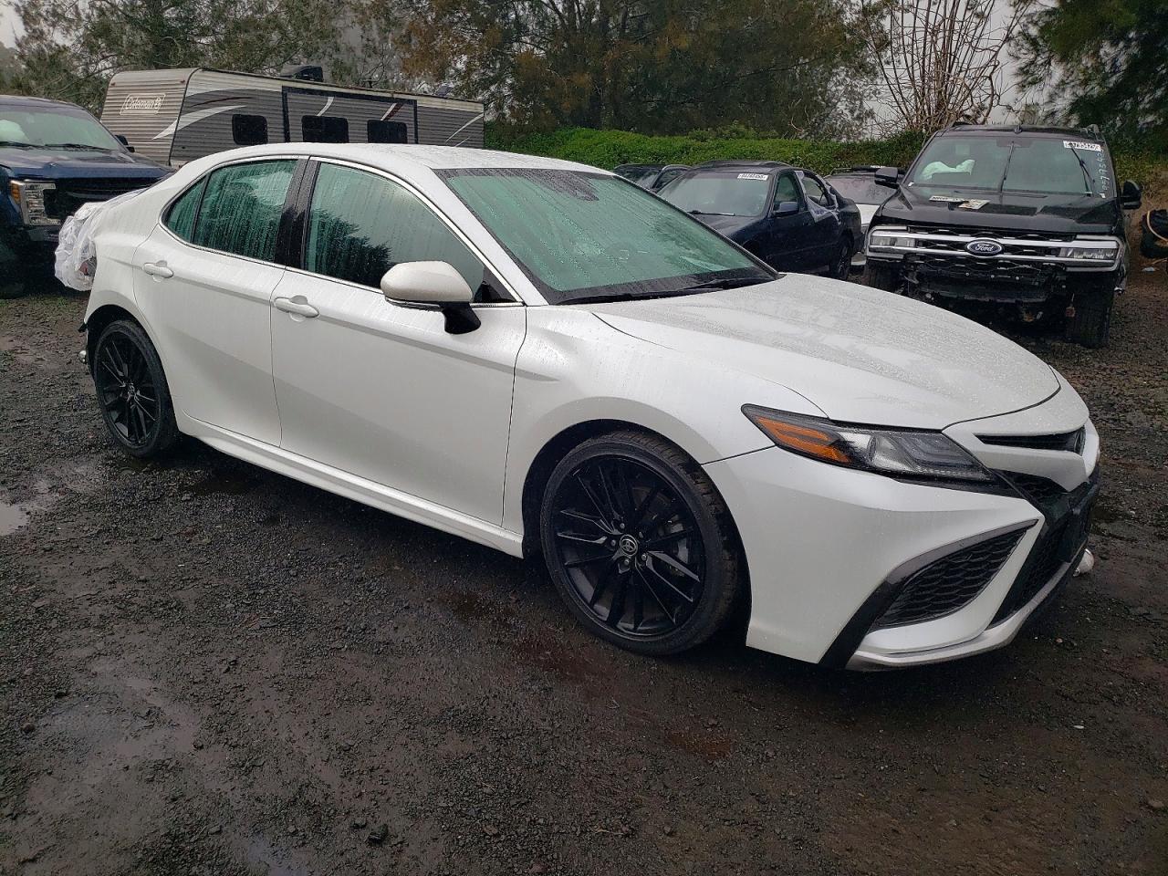 2022 TOYOTA CAMRY XSE photo 4