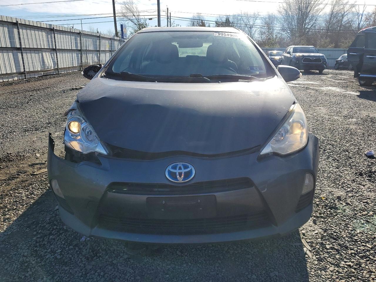 2014 TOYOTA PRIUS C photo 5