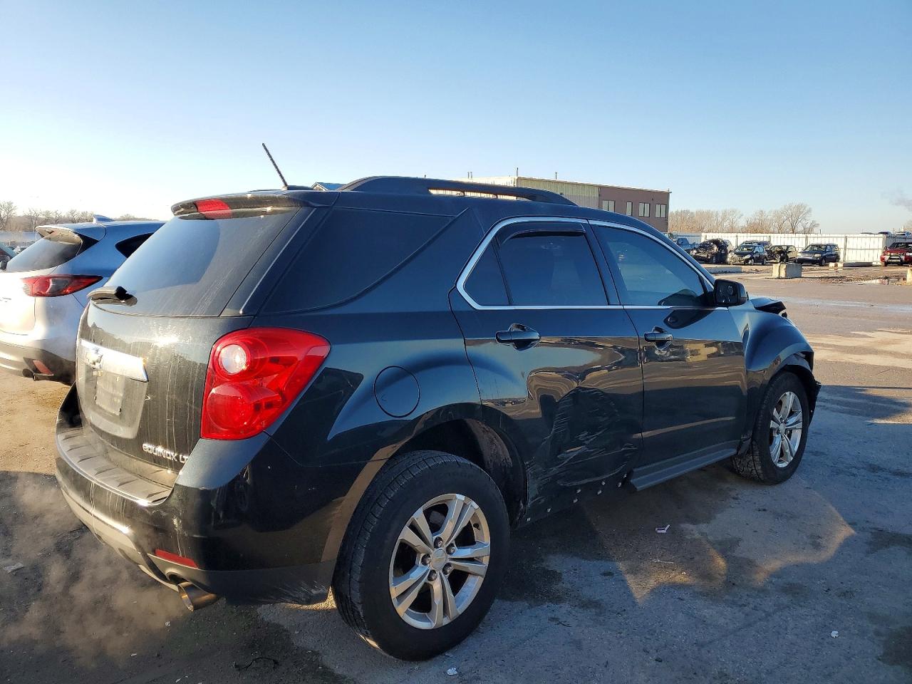 2015 CHEVROLET EQUINOX LT photo 3