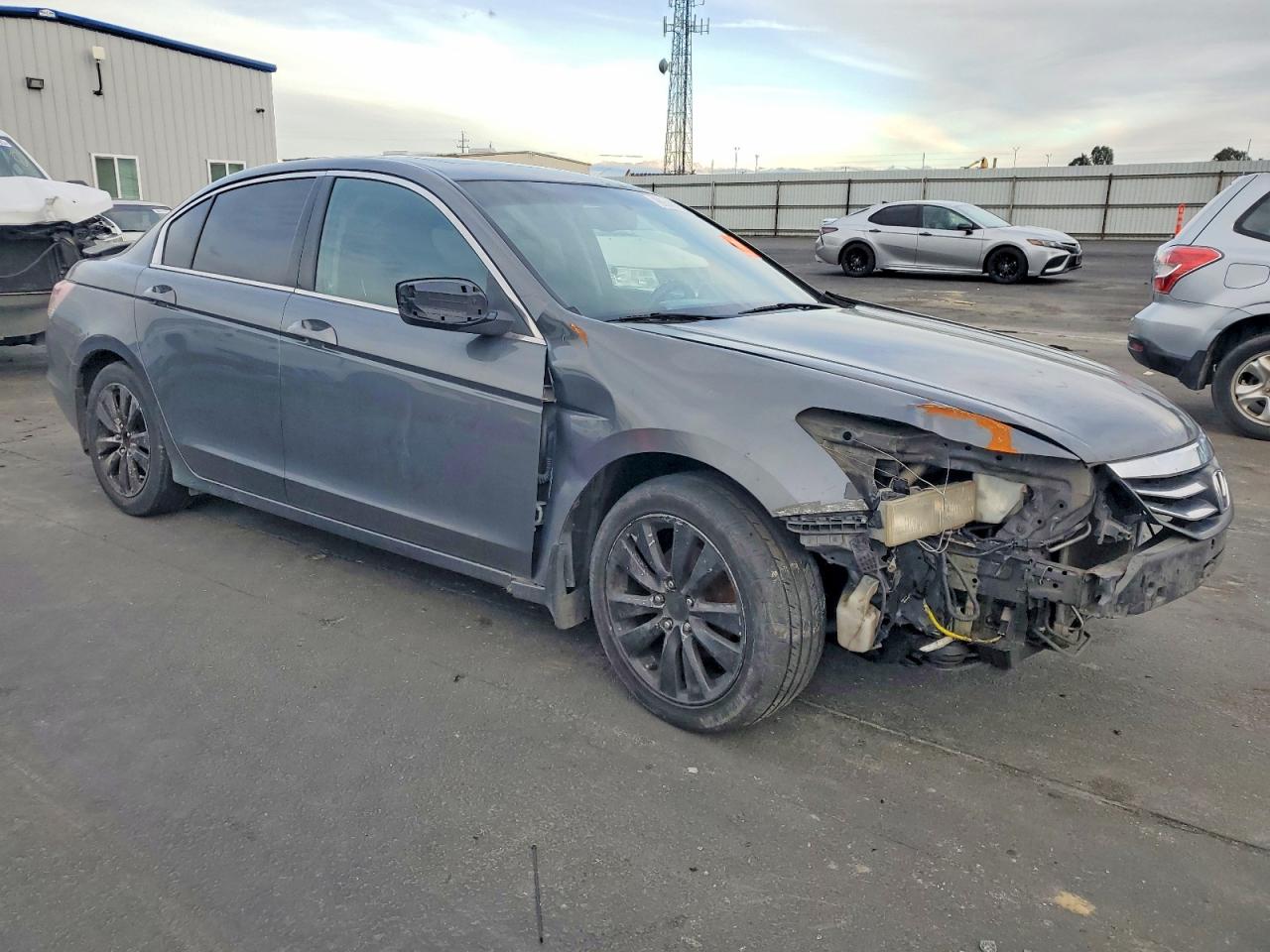 2011 HONDA ACCORD EXL photo 4