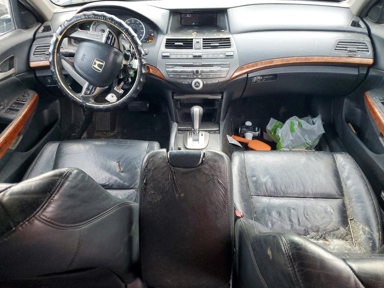 2011 HONDA ACCORD EXL photo 8