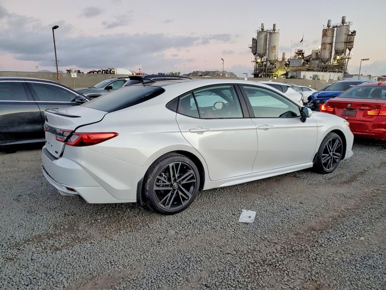 2025 TOYOTA CAMRY XSE photo 3