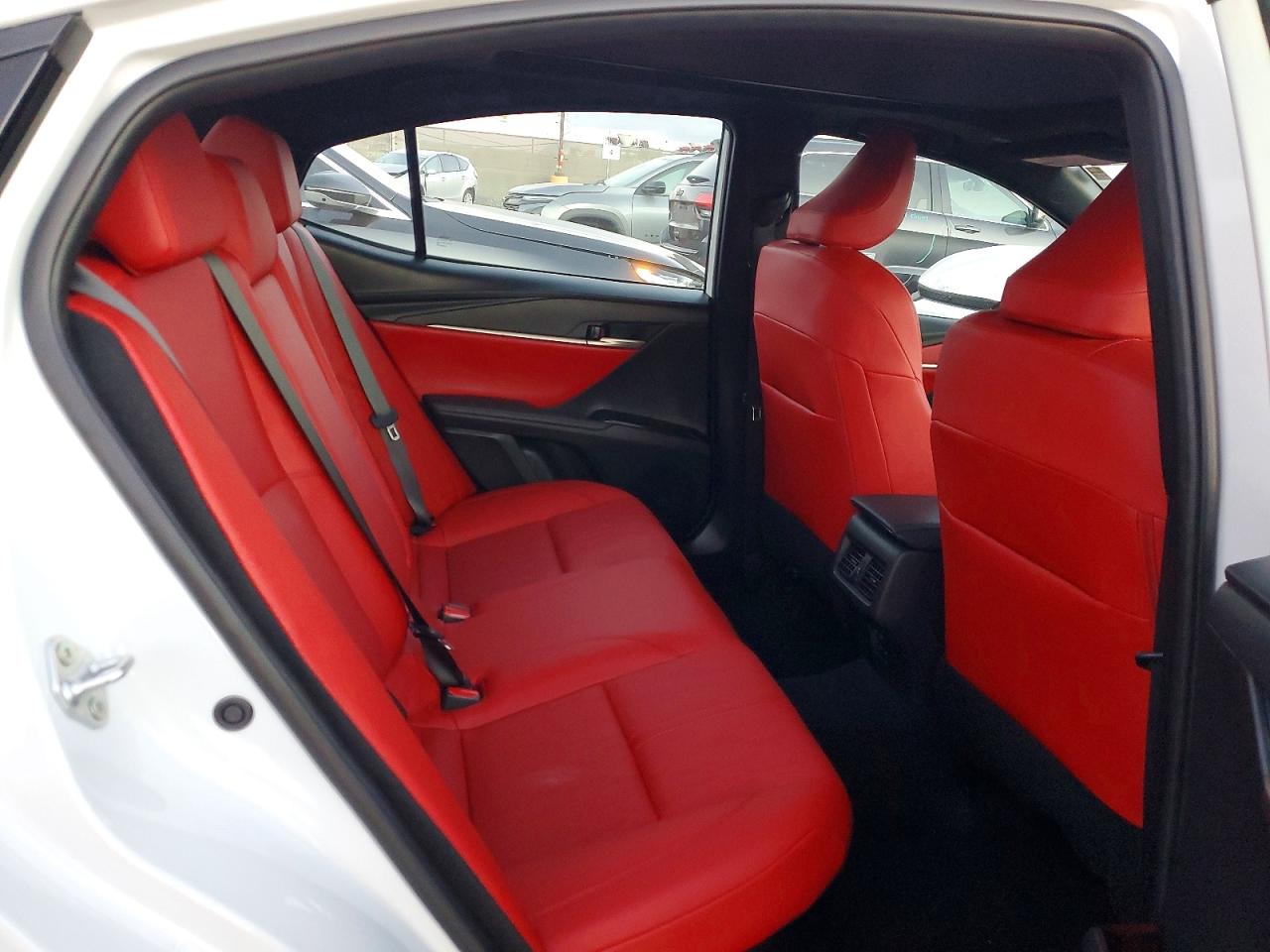 2025 TOYOTA CAMRY XSE photo 10