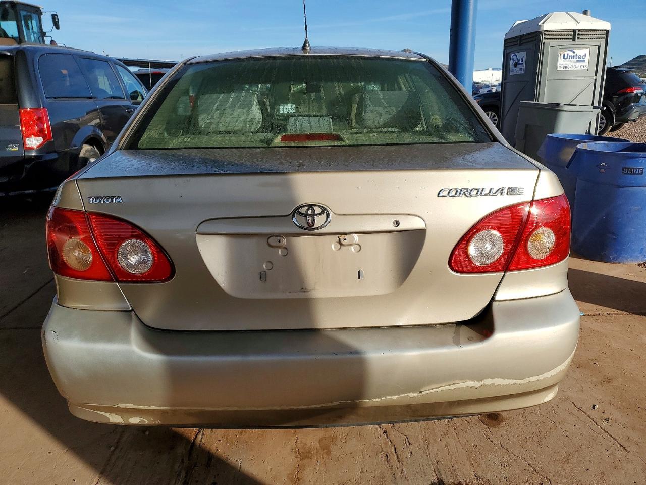 2005 TOYOTA COROLLA CE photo 6