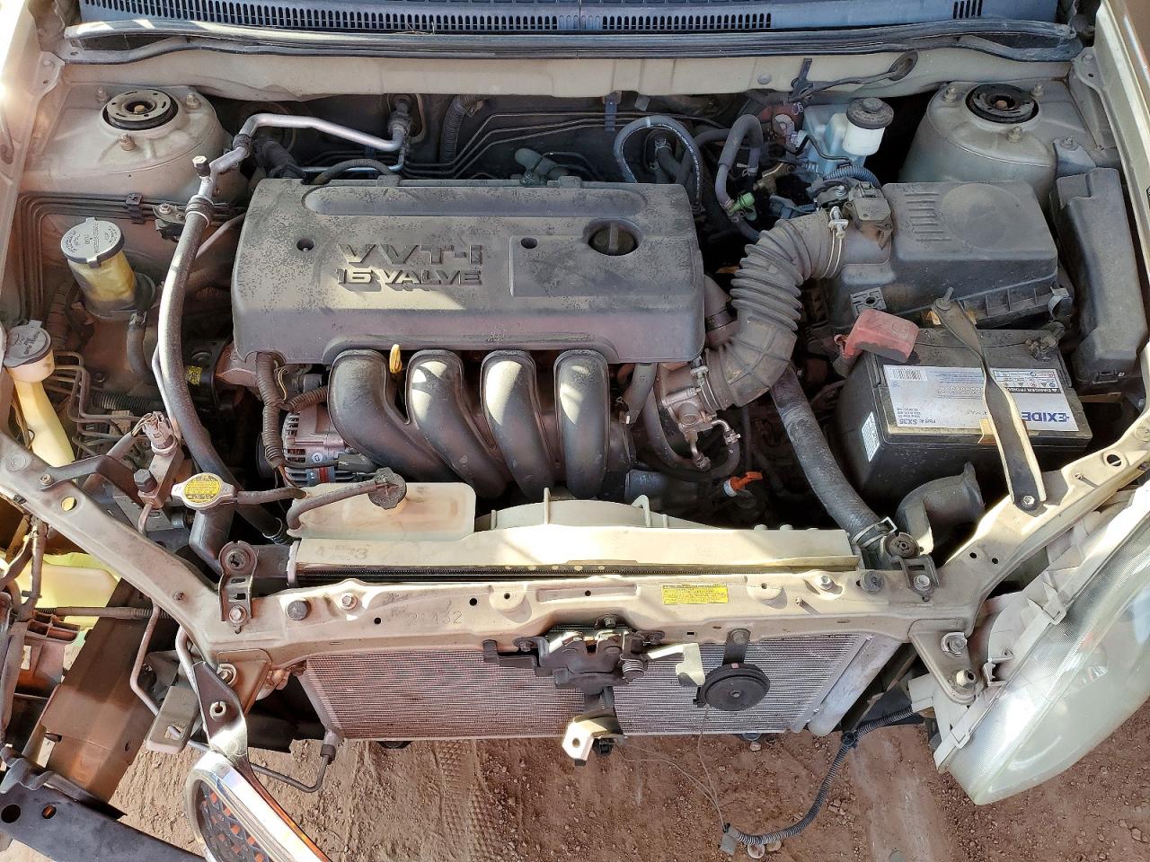 2005 TOYOTA COROLLA CE photo 11