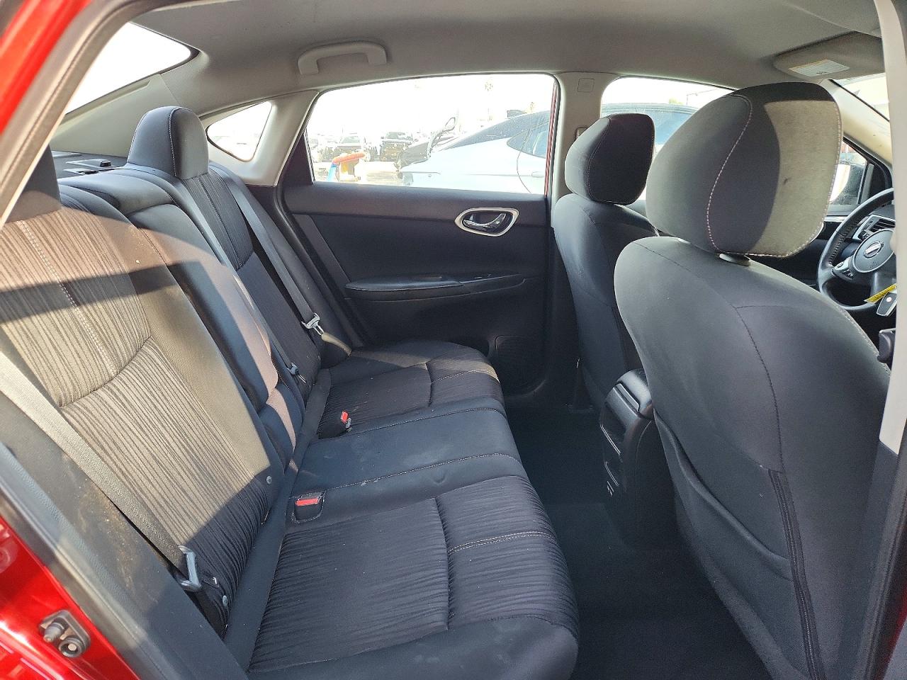 2018 NISSAN SENTRA SV photo 10