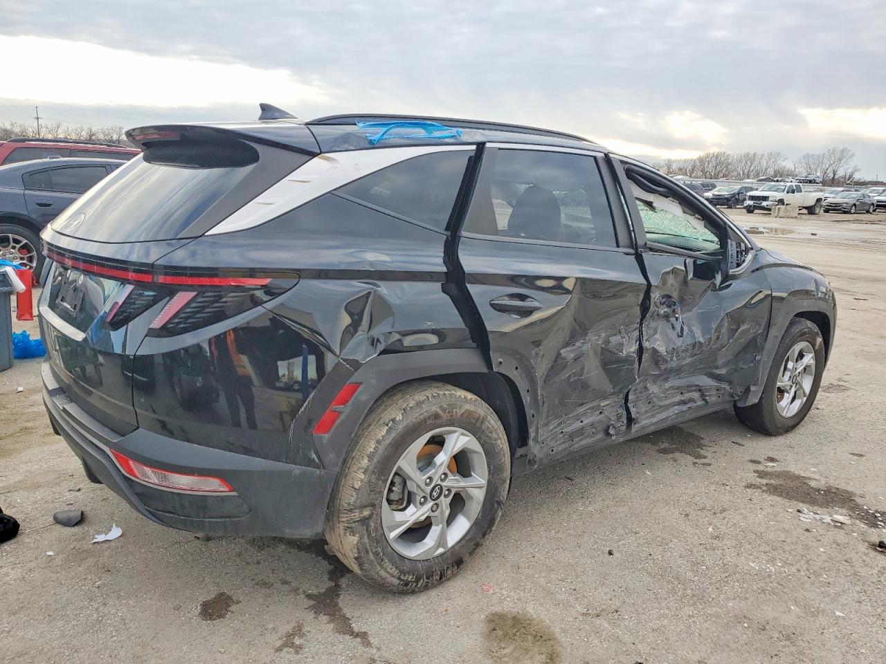 2022 HYUNDAI TUCSON SEL photo 3