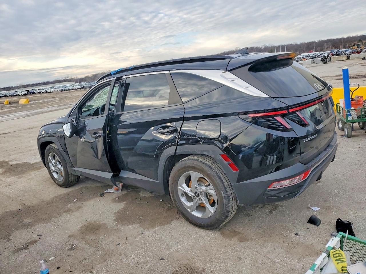 2022 HYUNDAI TUCSON SEL photo 2