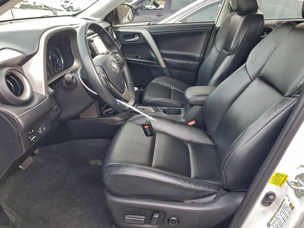 2017 TOYOTA RAV4 LIMITED photo 7